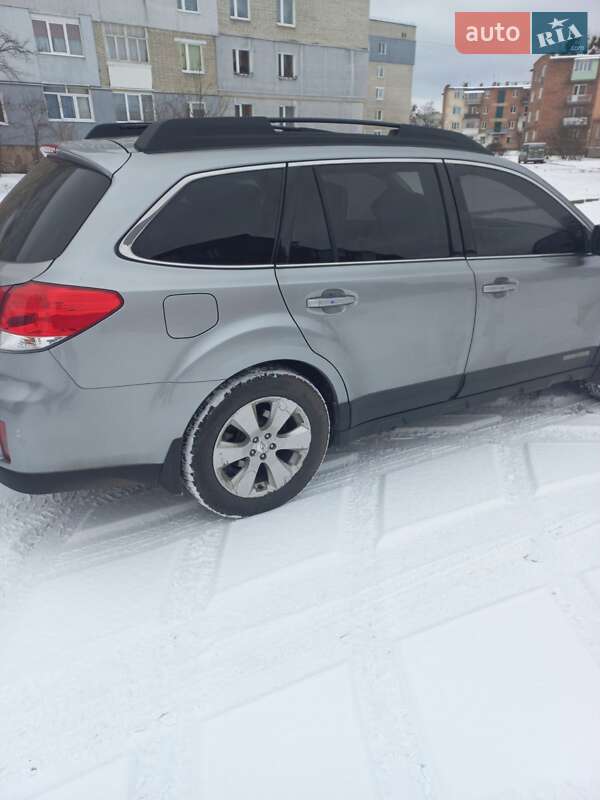 Універсал Subaru Outback 2010 в Львові фото 6 Універсал Subaru Outback 2010 в Львові