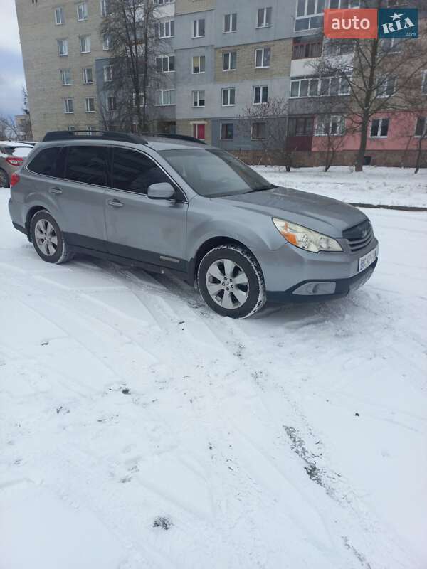 Subaru Outback 2010 Subaru Outback 2010
