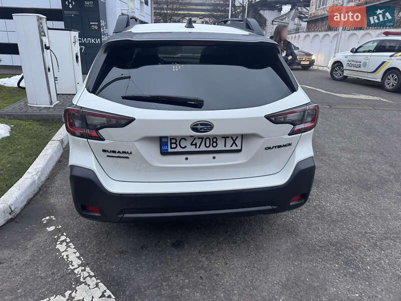 Внедорожник / Кроссовер Subaru Outback 2022 в Львове
