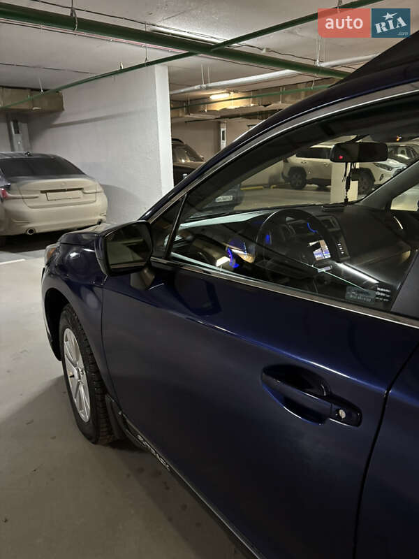 Универсал Subaru Outback 2016 в Киеве