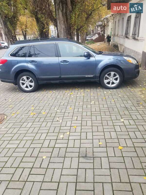 Универсал Subaru Outback 2013 в Николаеве