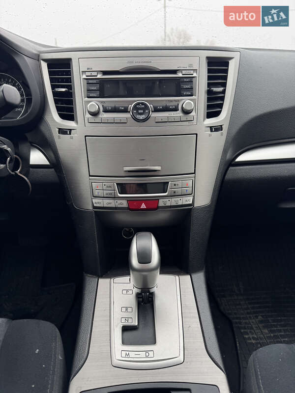 Універсал Subaru Outback 2011 в Києві фото 26 Універсал Subaru Outback 2011 в Києві