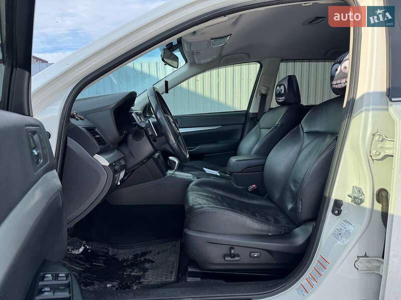 Універсал Subaru Outback 2011 в Києві