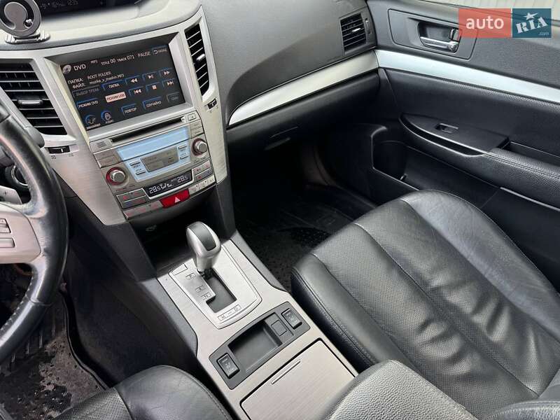 Універсал Subaru Outback 2011 в Києві