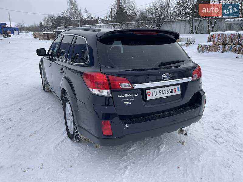 Универсал Subaru Outback 2013 в Львове