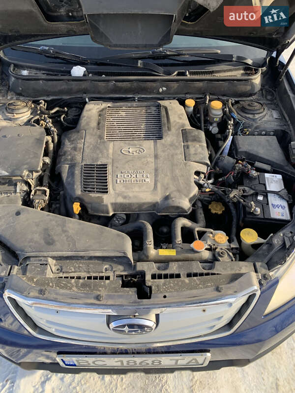 Универсал Subaru Outback 2010 в Николаеве