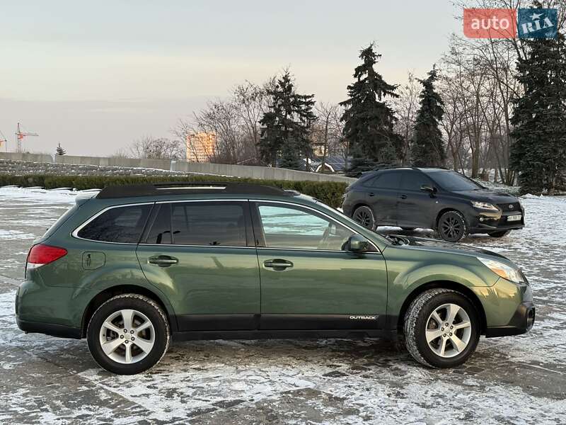 Универсал Subaru Outback 2012 в Черкассах