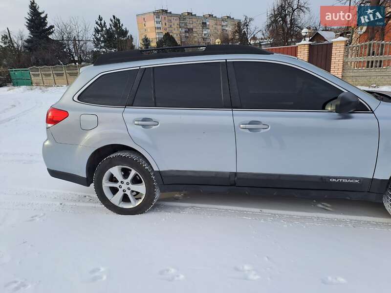 Универсал Subaru Outback 2013 в Кривом Роге