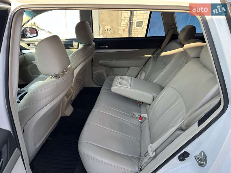Универсал Subaru Outback 2010 в Обухове фото 21 Универсал Subaru Outback 2010 в Обухове