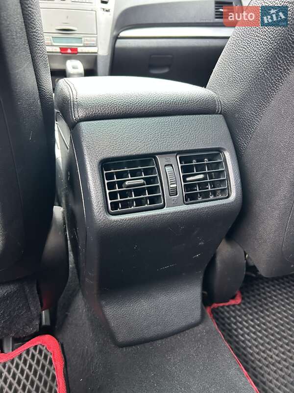 Универсал Subaru Outback 2011 в Сумах