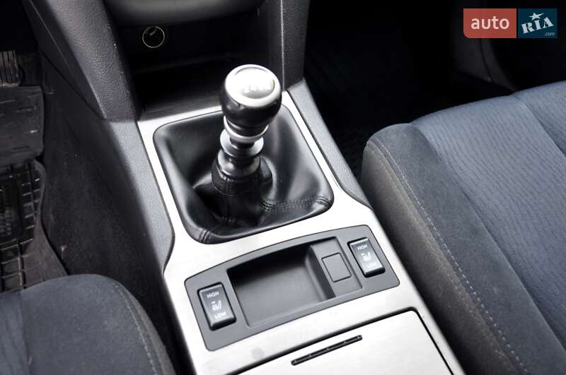 Универсал Subaru Outback 2010 в Львове