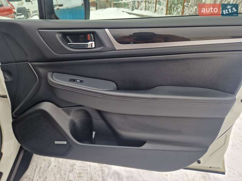 Универсал Subaru Outback 2015 в Виноградове