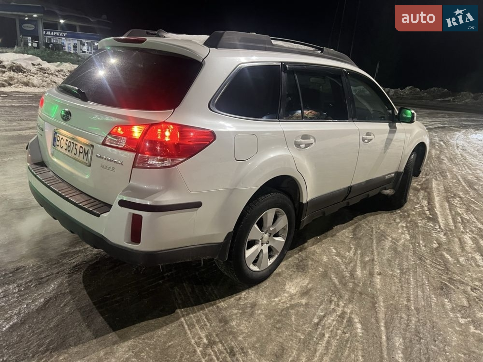2010 Subaru Outback - мініатюра 3