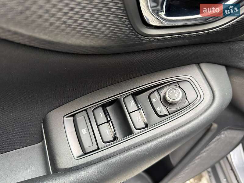 Универсал Subaru Outback 2019 в Киеве фото 16 Универсал Subaru Outback 2019 в Киеве