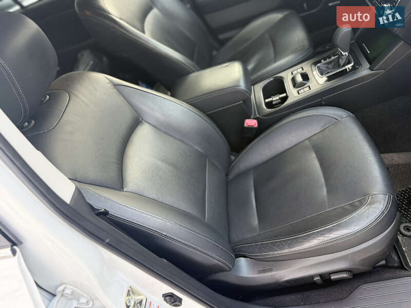 Универсал Subaru Outback 2018 в Киеве