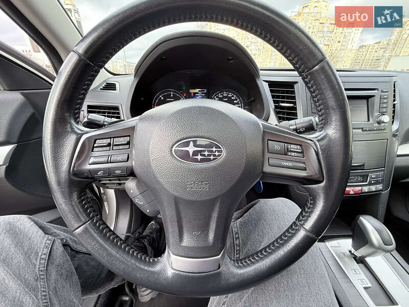 Универсал Subaru Outback 2013 в Киеве
