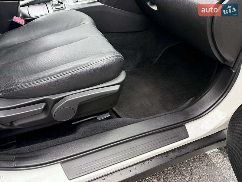 Универсал Subaru Outback 2013 в Киеве