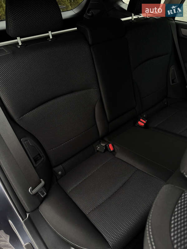 Универсал Subaru Outback 2014 в Киеве