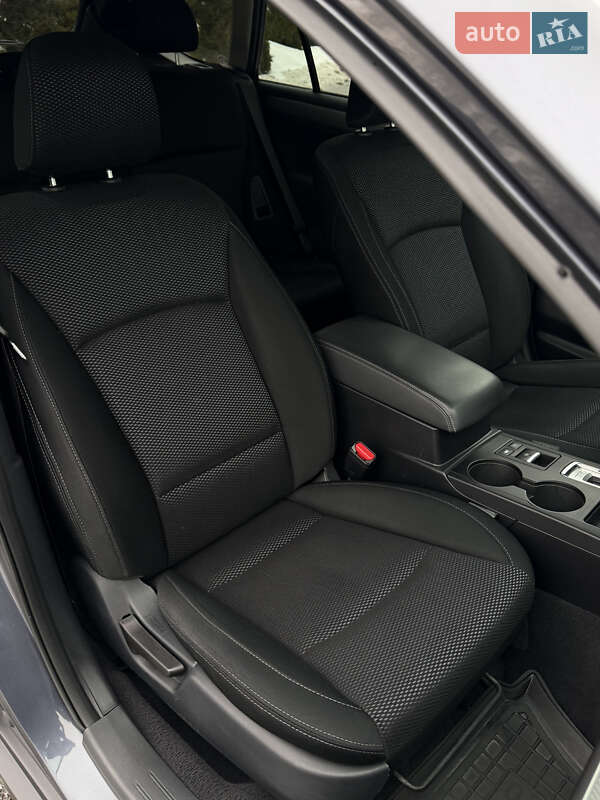 Универсал Subaru Outback 2014 в Киеве