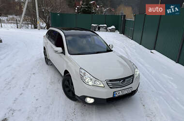 Універсал Subaru Outback 2010 в Києві