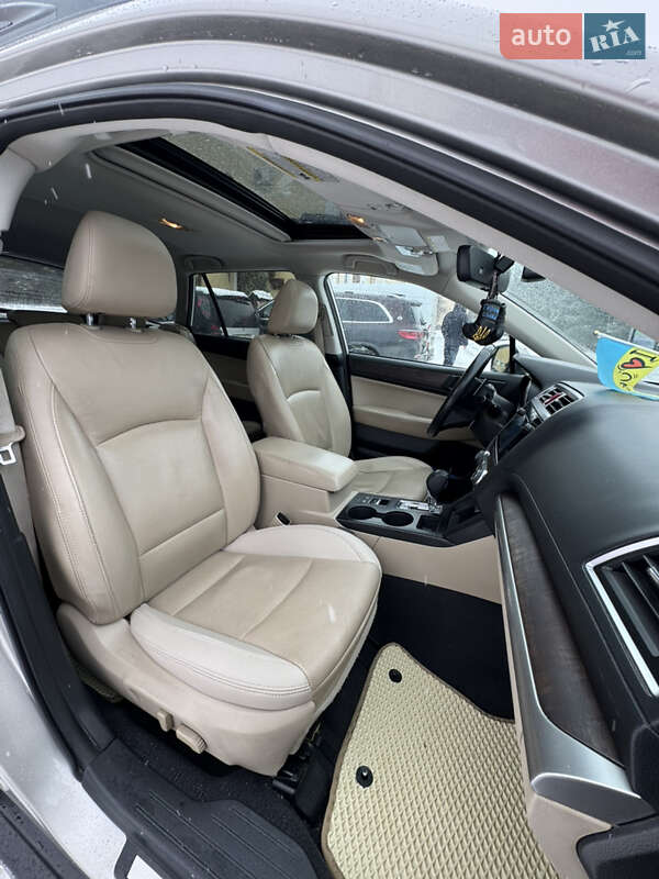 Универсал Subaru Outback 2017 в Луцке