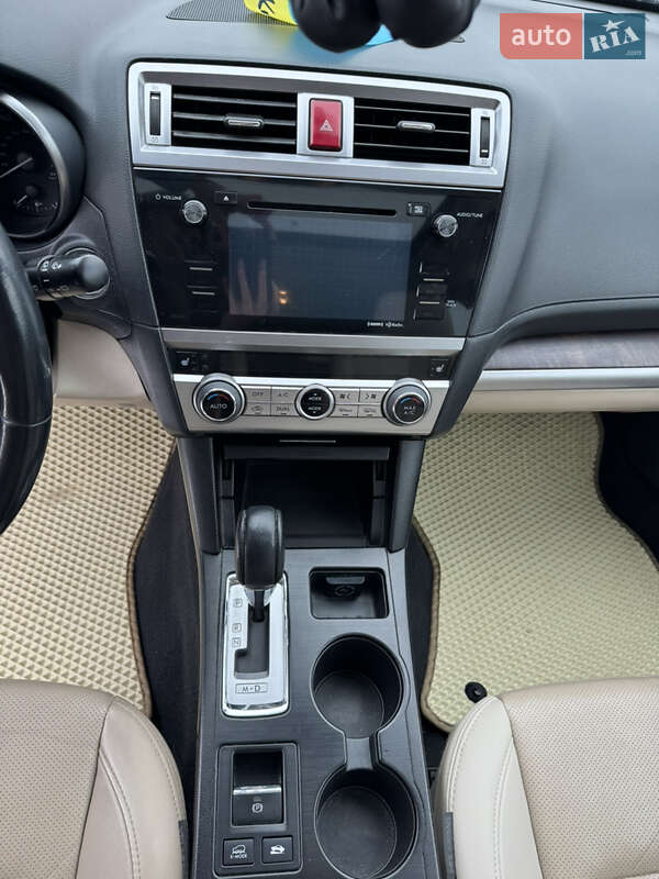 Универсал Subaru Outback 2017 в Луцке