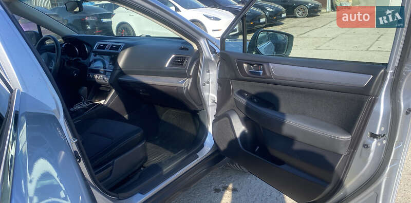 Універсал Subaru Outback 2017 в Львові фото 16 Універсал Subaru Outback 2017 в Львові