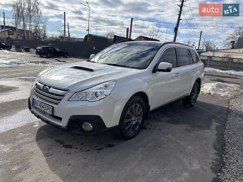 Универсал Subaru Outback 2014 в Житомире