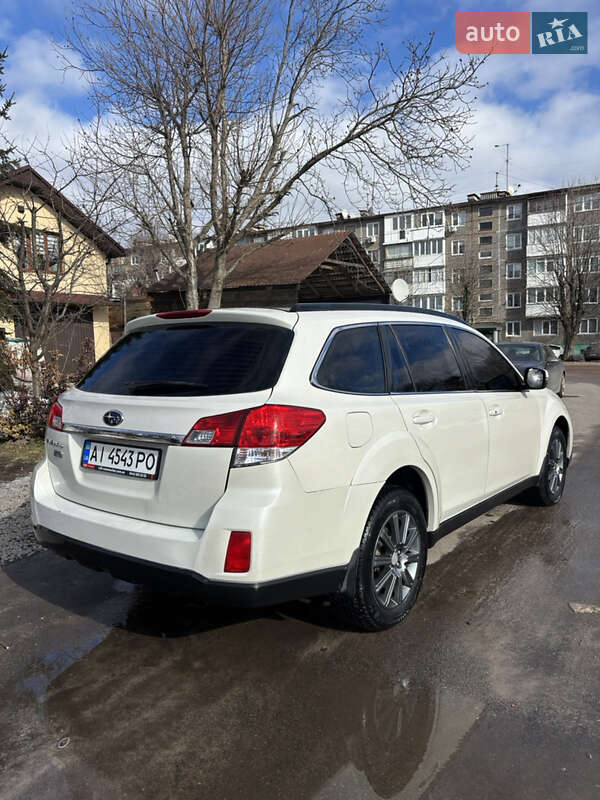Универсал Subaru Outback 2014 в Житомире