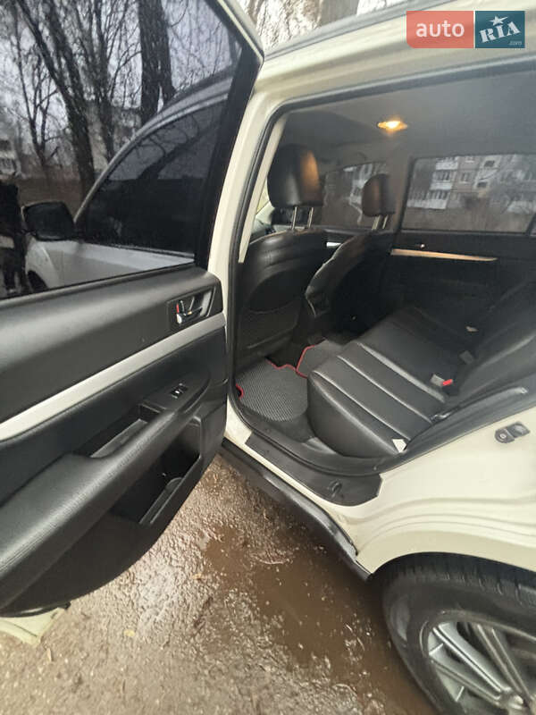 Универсал Subaru Outback 2014 в Житомире