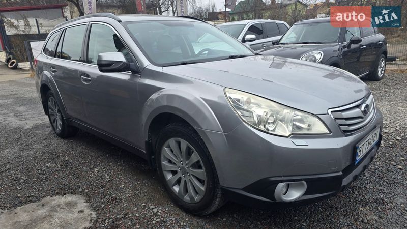 Універсал Subaru Outback 2011 в Львові