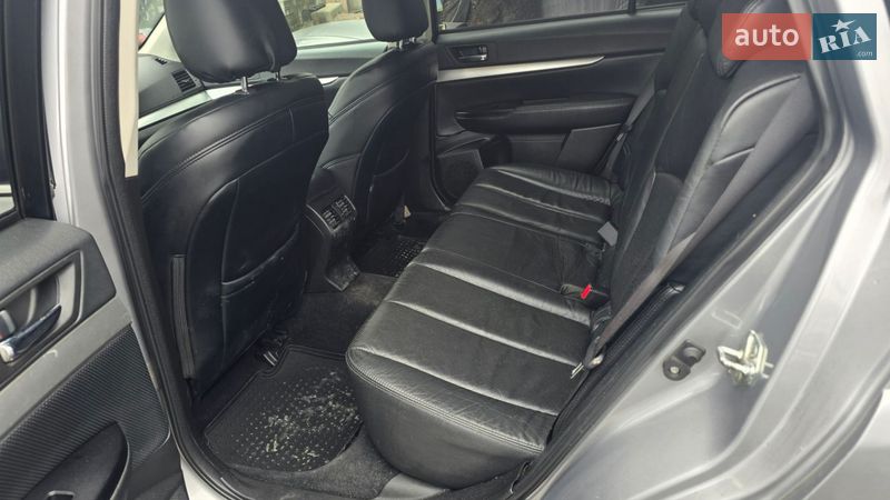 Універсал Subaru Outback 2011 в Львові