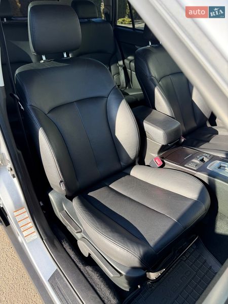 Универсал Subaru Outback 2012 в Киеве