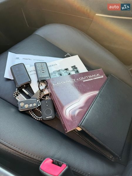 Универсал Subaru Outback 2012 в Киеве