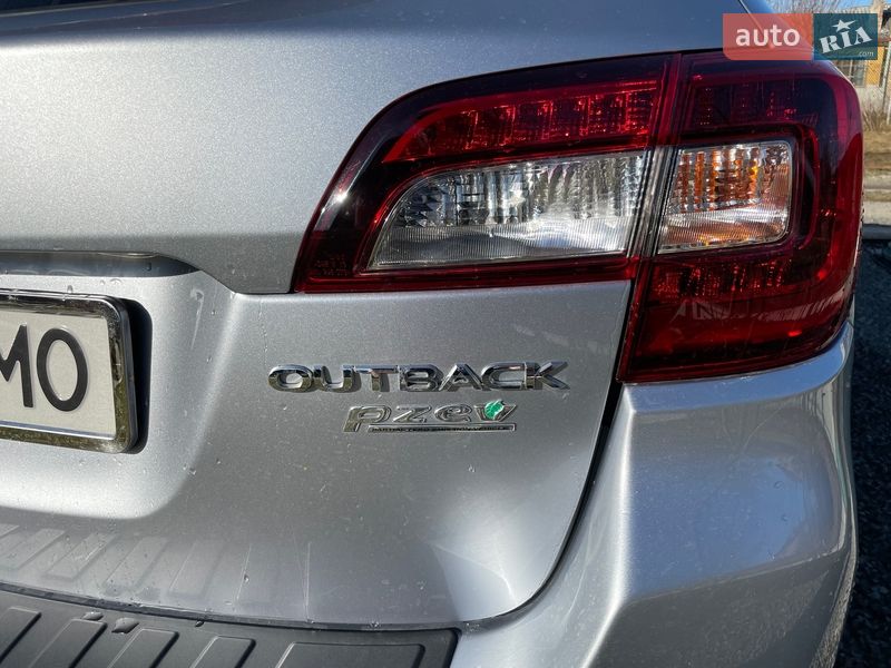 Универсал Subaru Outback 2015 в Львове