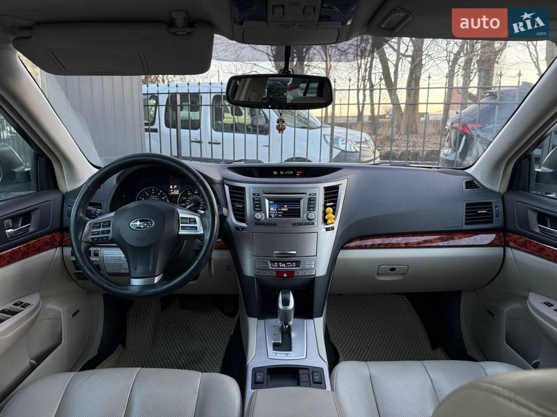 Універсал Subaru Outback 2011 в Хмельницькому