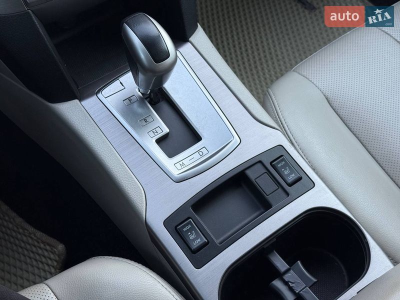 Універсал Subaru Outback 2011 в Хмельницькому