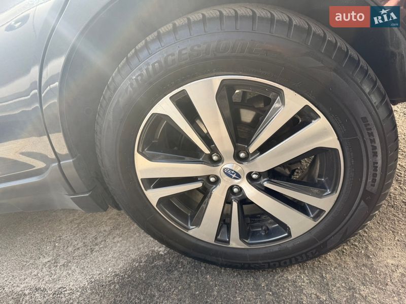 Универсал Subaru Outback 2018 в Киеве