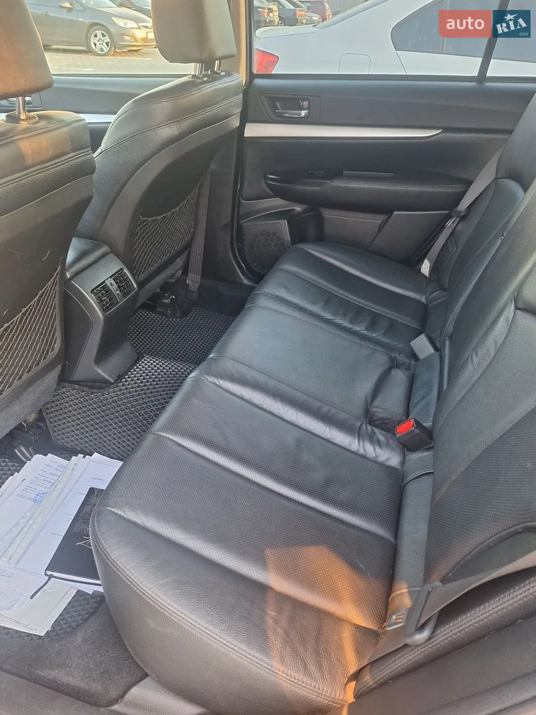 2011 Subaru Outback - мініатюра 13