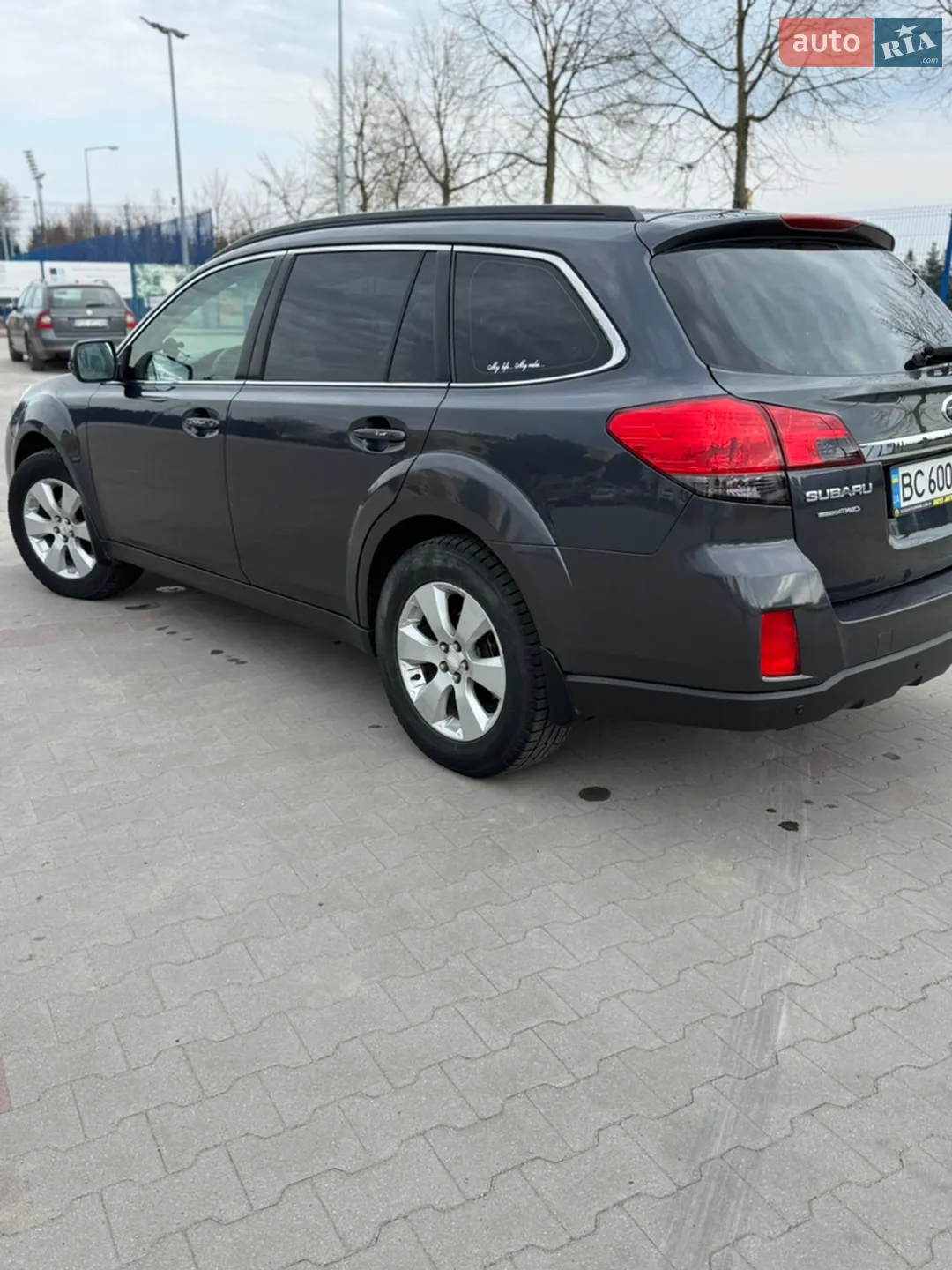 2010 Subaru Outback - мініатюра 10