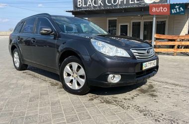 Універсал Subaru Outback 2010 в Києві