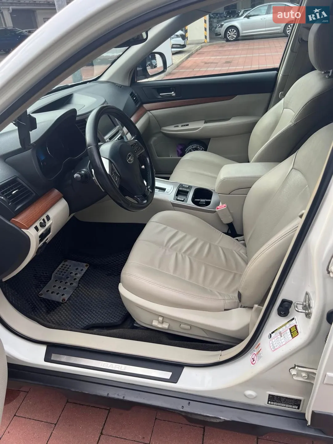 2012 Subaru Outback - мініатюра 6
