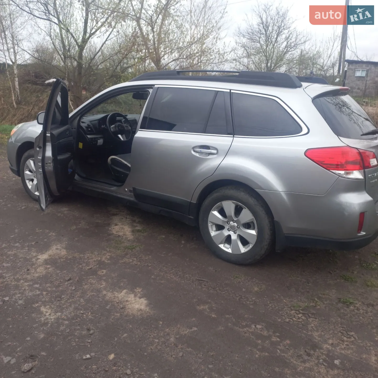 2010 Subaru Outback - мініатюра 9