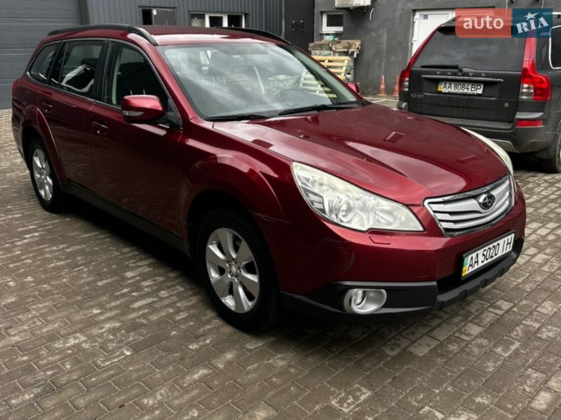 Універсал Subaru Outback 2010 в Києві