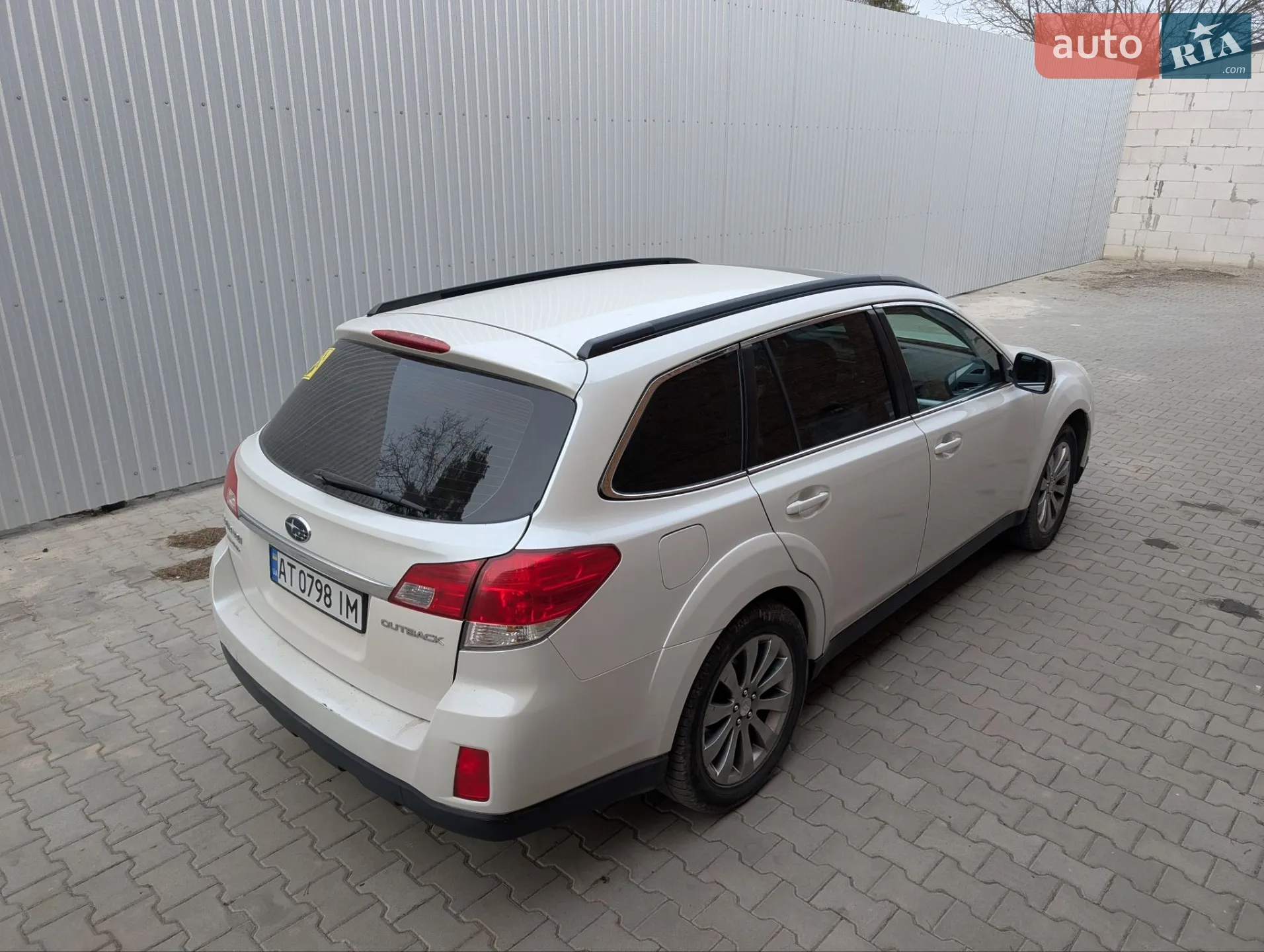 2010 Subaru Outback - мініатюра 6