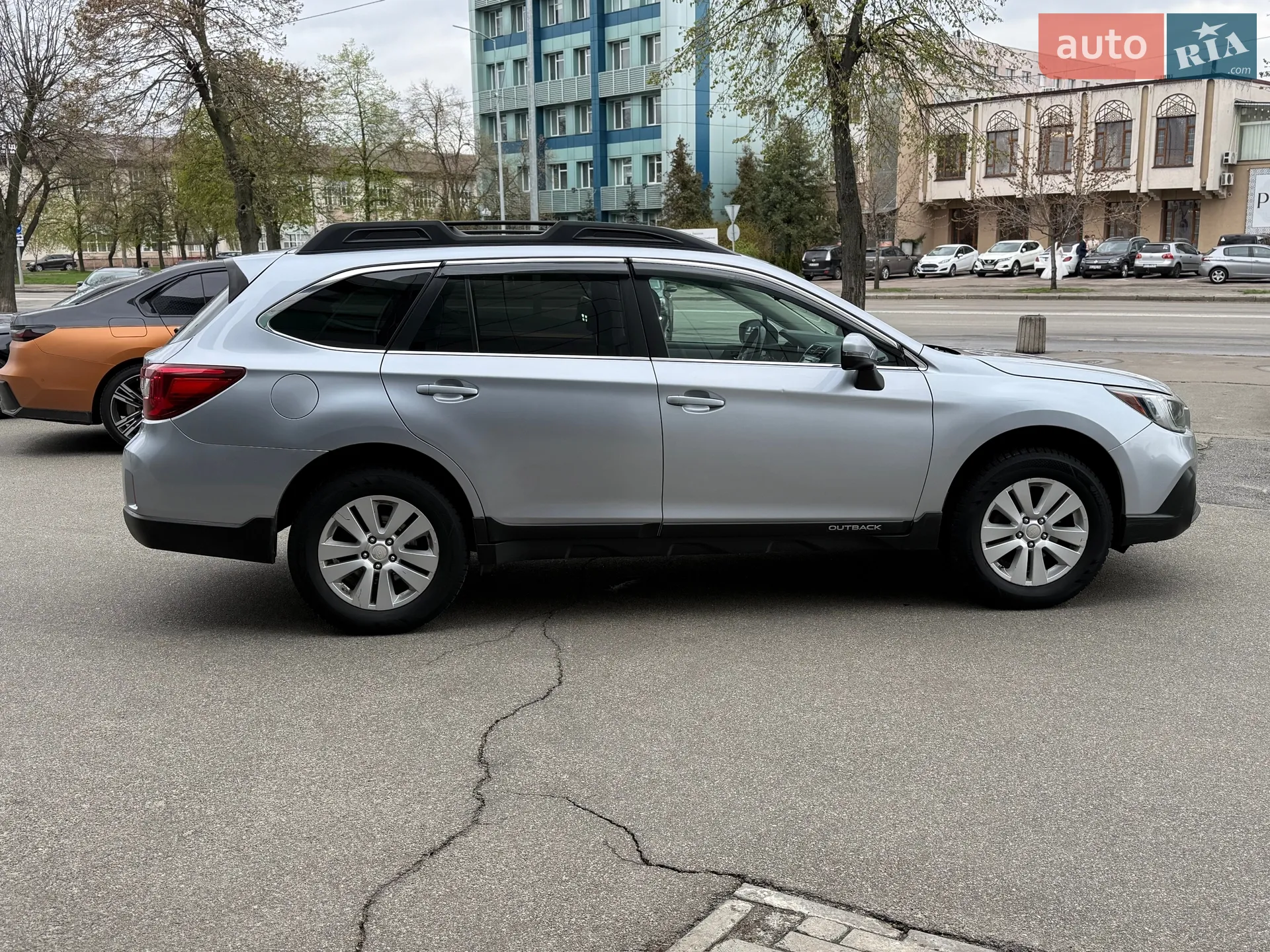 2017 Subaru Outback - мініатюра 6