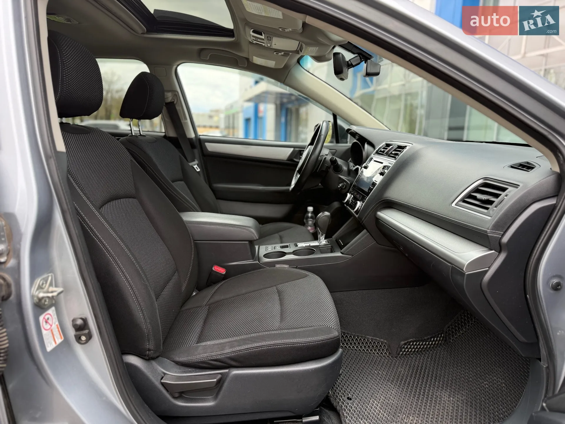 2017 Subaru Outback - мініатюра 12