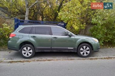 Универсал Subaru Outback 2012 в Киеве