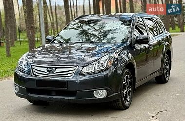 Універсал Subaru Outback 2012 в Києві