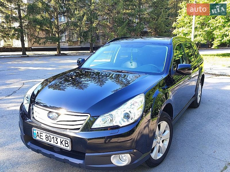 Универсал Subaru Outback 2011 в Желтых Водах
